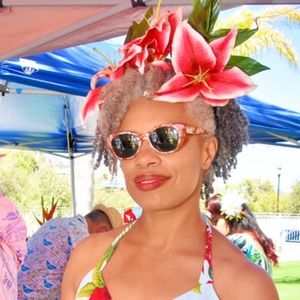 Meet your Posher, Kenyetta